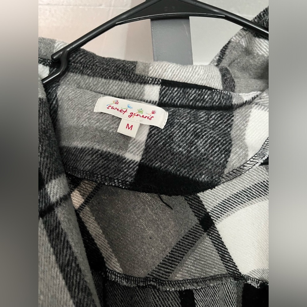 Size M Sweet Generis flannel